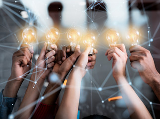 国产车方向盘紧