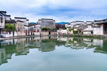 国产车方向盘紧